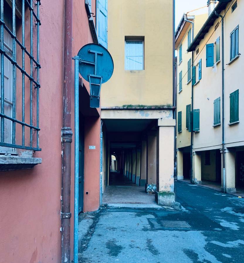 Whouse Suite Apartment Mirasole Bologna Luaran gambar