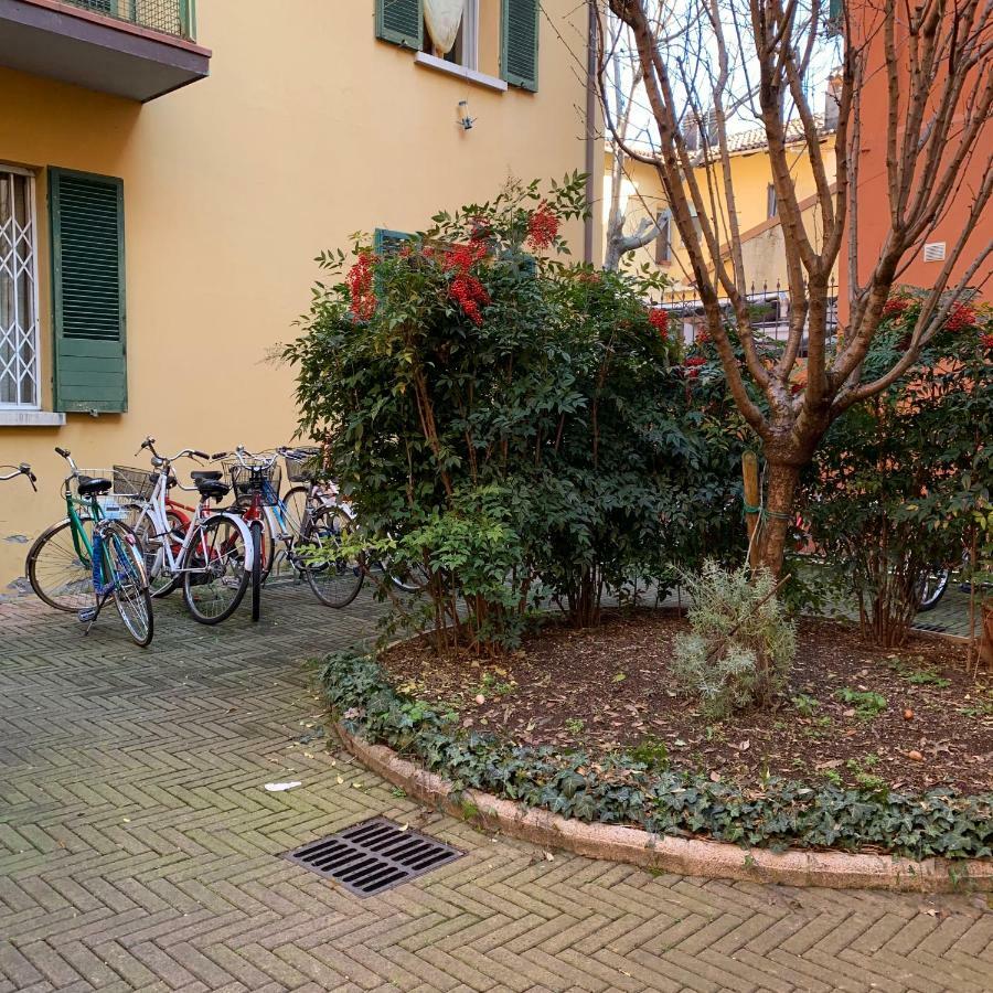 Whouse Suite Apartment Mirasole Bologna Luaran gambar