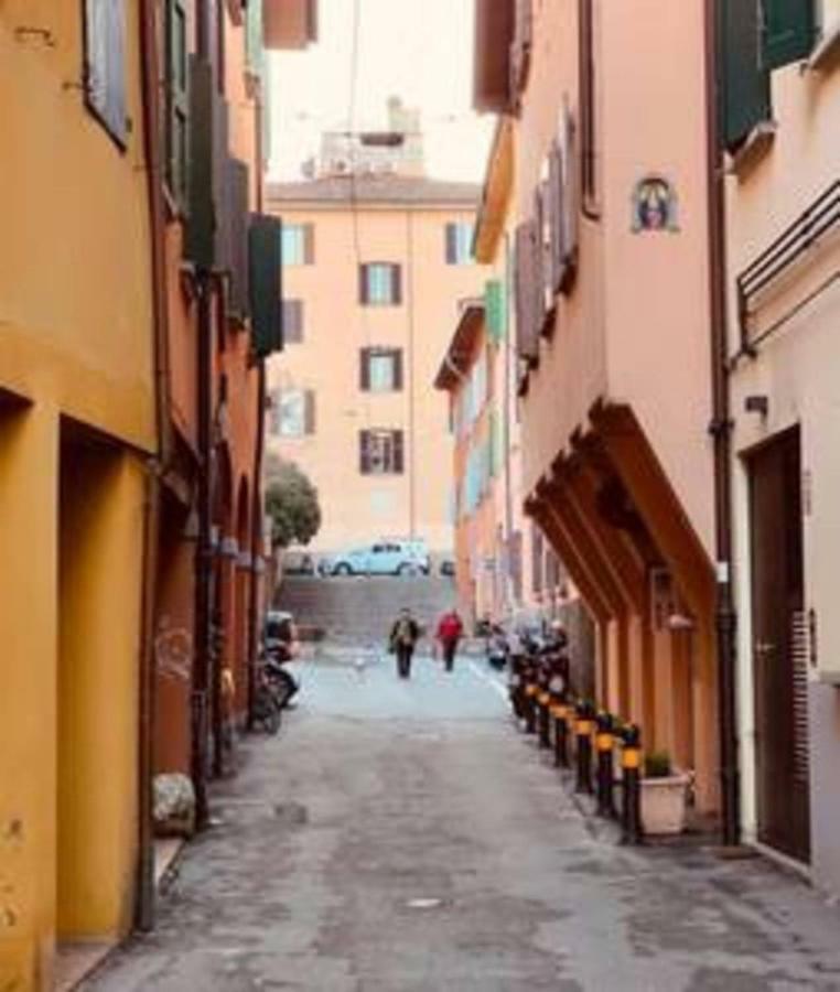 Whouse Suite Apartment Mirasole Bologna Luaran gambar